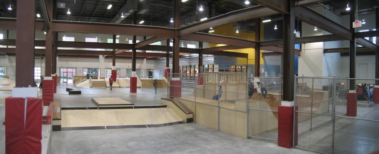Mall of Georgia Skatepark (old Vans Skatepark) @ May 2004