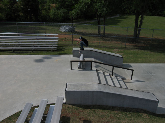 Skate Trivia's Steven gets flippy over the barrier