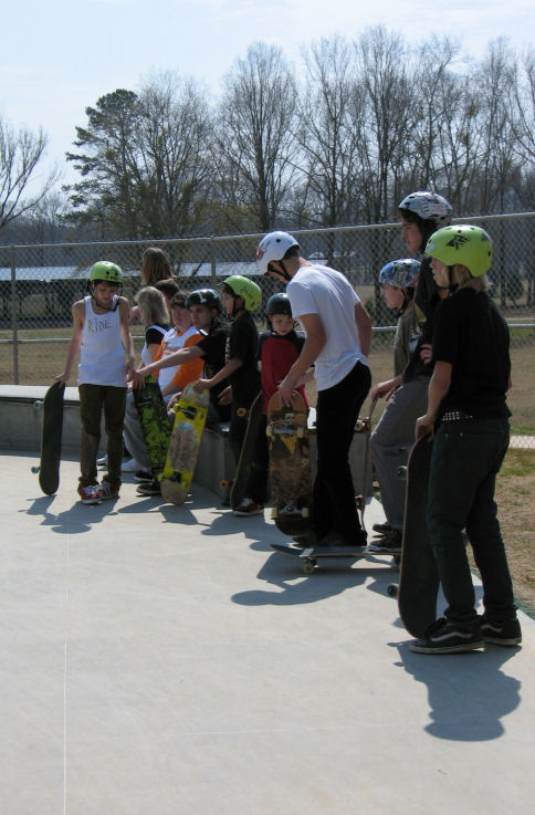 Line-up for the 8-stair during practice